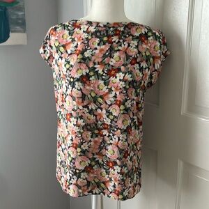 Cute floral top for summer EUC S